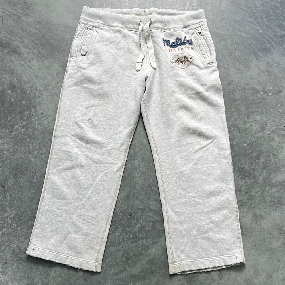 Hollister Gray Sweatpants with Malibu Embroidery